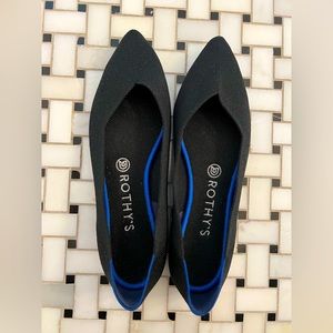 Rothys W9 EUC The Point in black solid